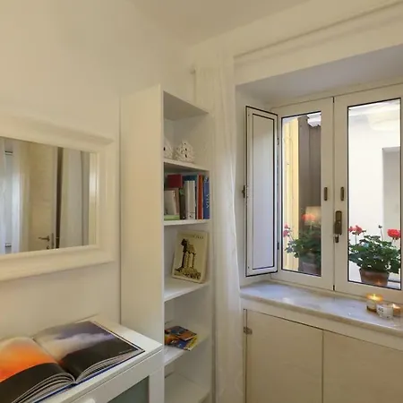 Vicolo A Mare, Apartment Mazzeo