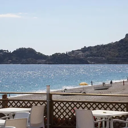 Vicolo A Mare, Apartment *